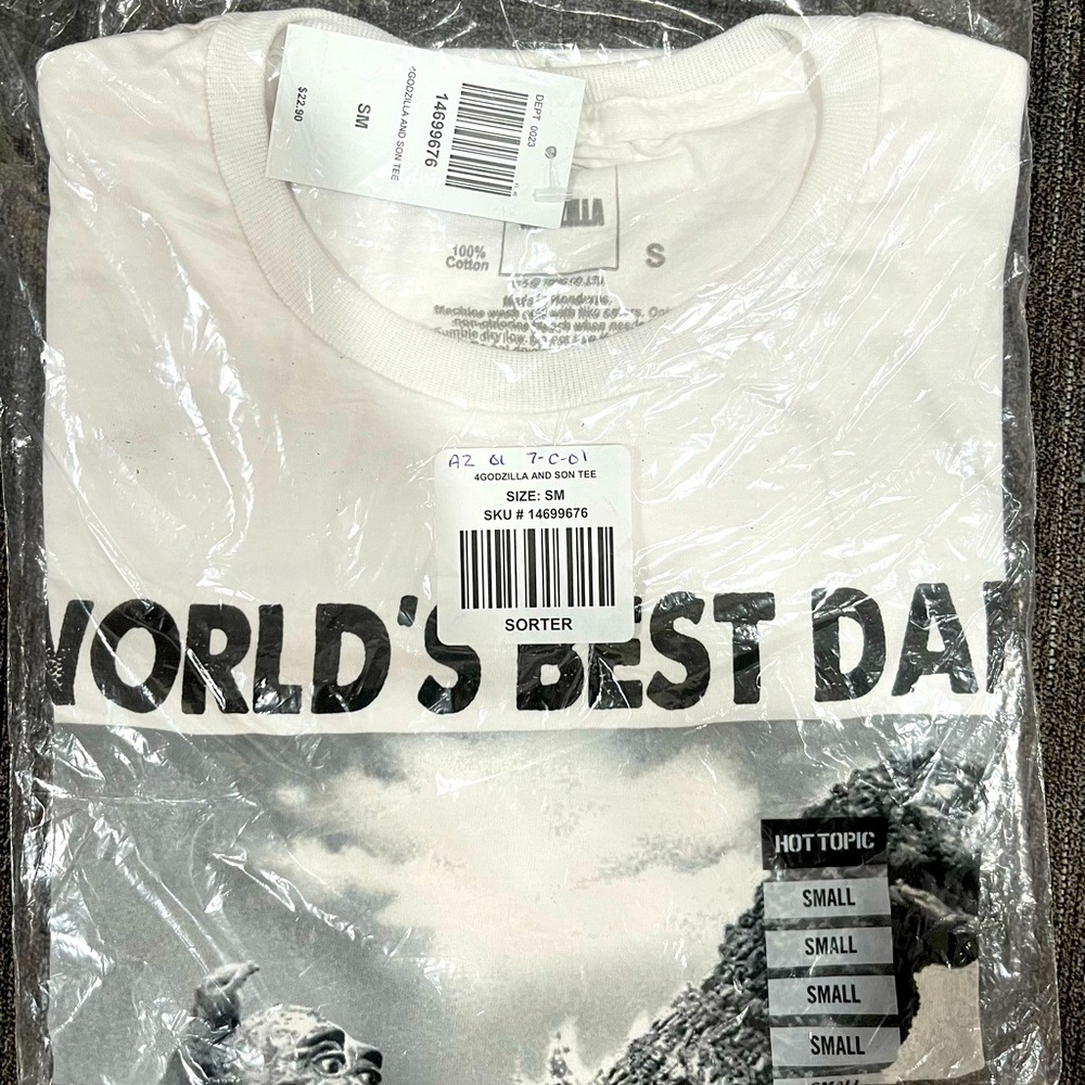 4Godzilla and Son T-shirt 

Brand new SM 

Hot Topic